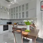 Piwna Glamour & Main Old Town By Downtown Apartmán *